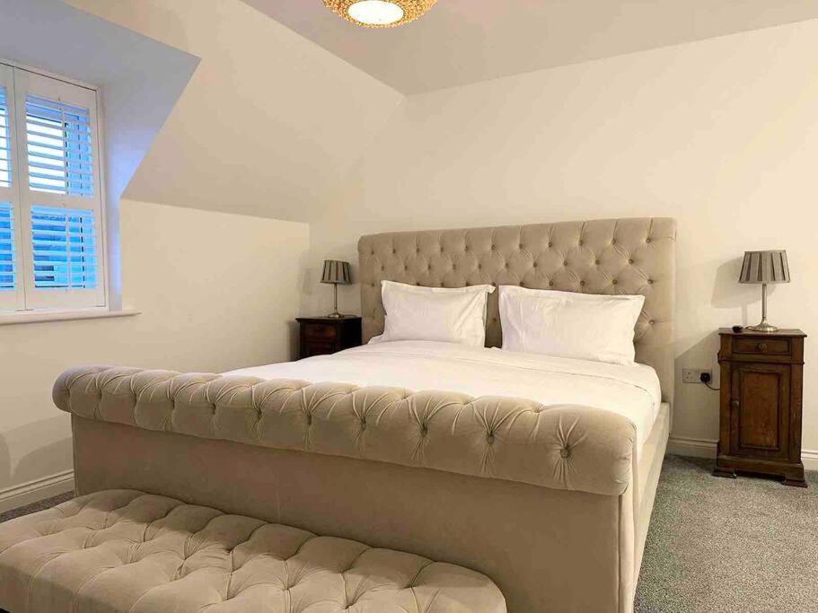Serene Home Ideally Connected To Central London ブロムリー エクステリア 写真